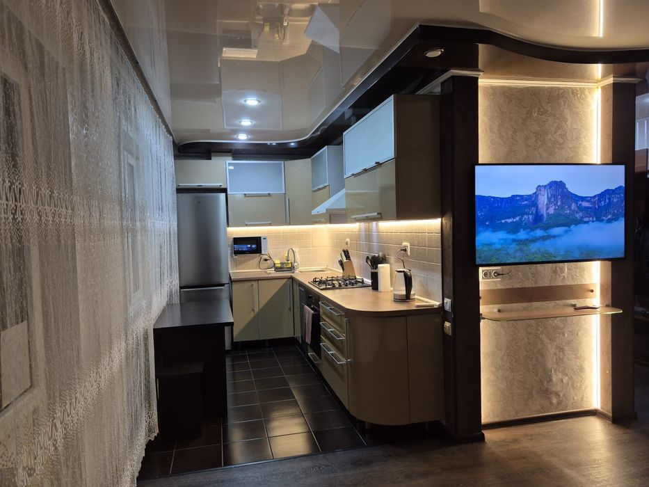 Сдам 2х ком кв посуточно