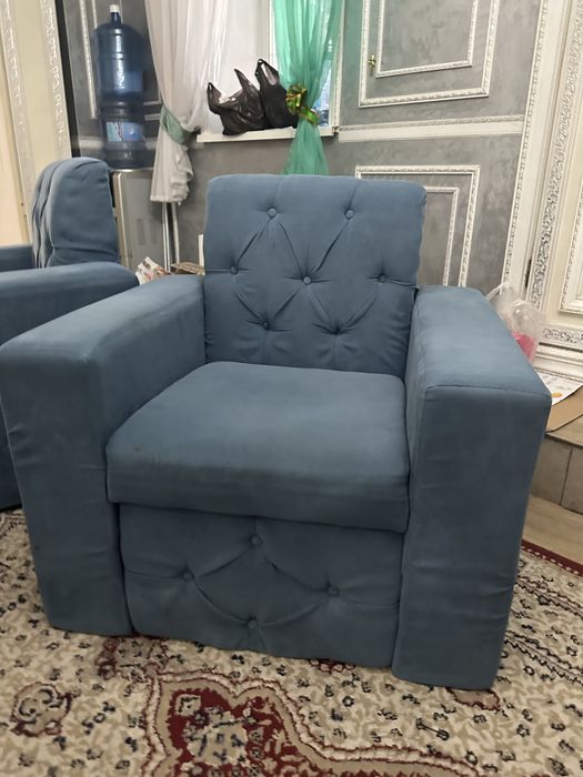 Продам диван в хорошем состоянии