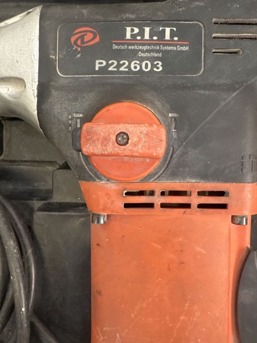 Перфоратор PIT , 1150 wt,3200 уд/мин