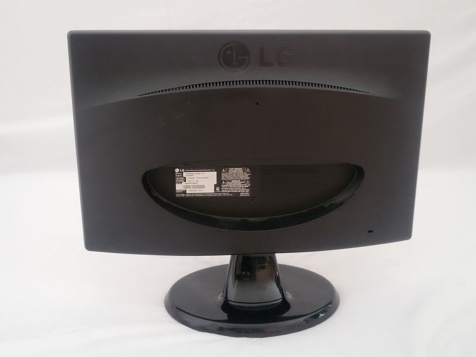 Монитор LG 18.5 дюймов