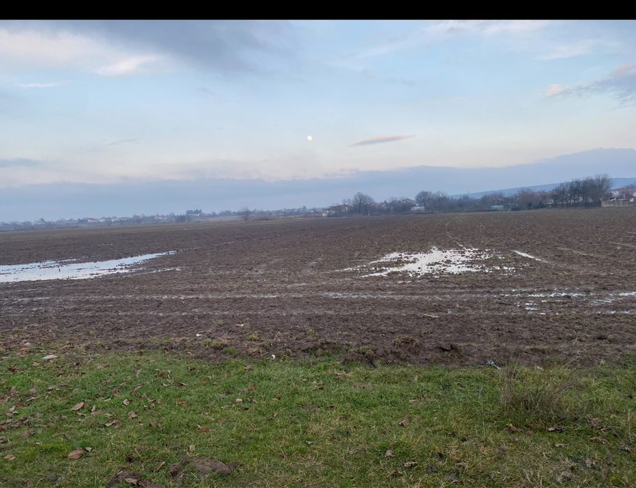 Vand teren extravilan Lipanesti Prahova