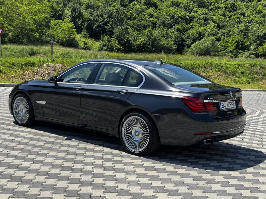 BMW Seria 7 2015 — imagine 5