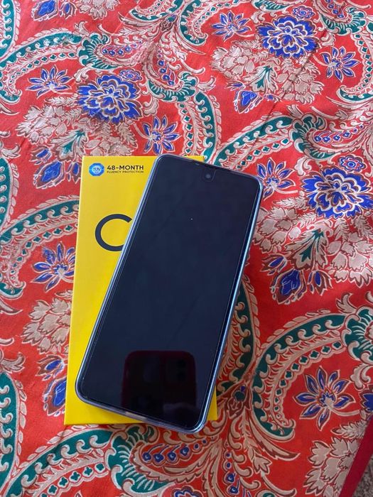 Продам новый тел realme c65