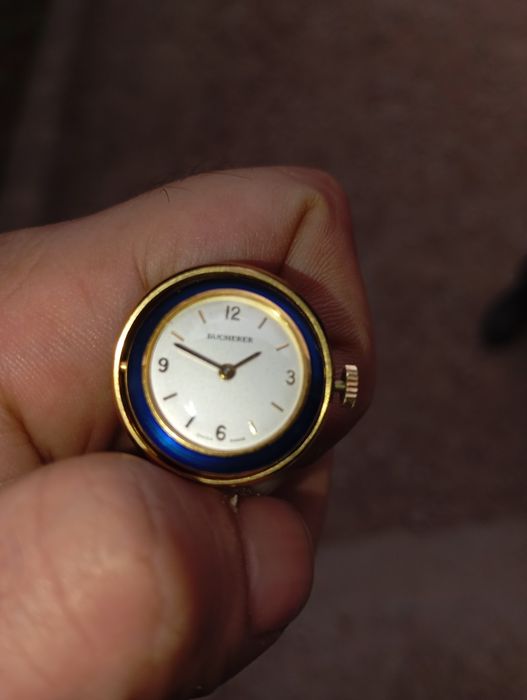 Продам кулон чясы Швейцария