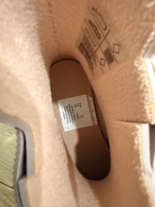 Vand cizmulite hm marime 28