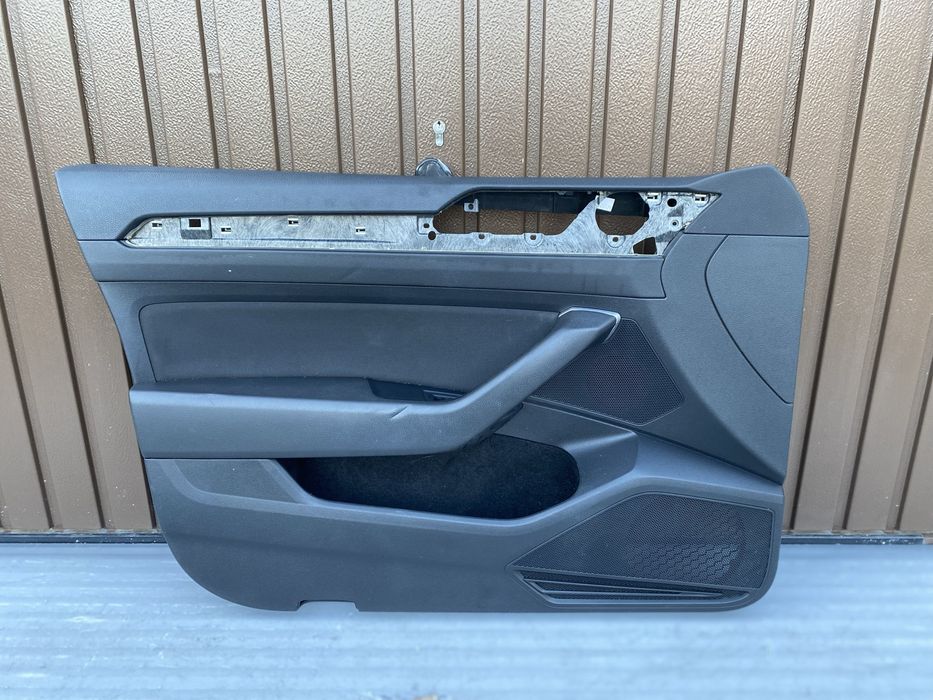 Fata de usa vw Passat B8 Stanga 2015-2022