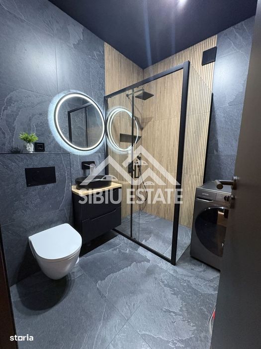 Apartament 3 camere, la casa, zona centrala