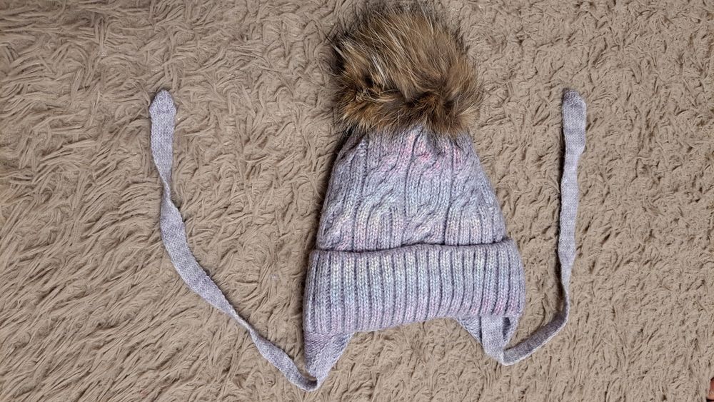 Продам куртку зимнюю на девочку