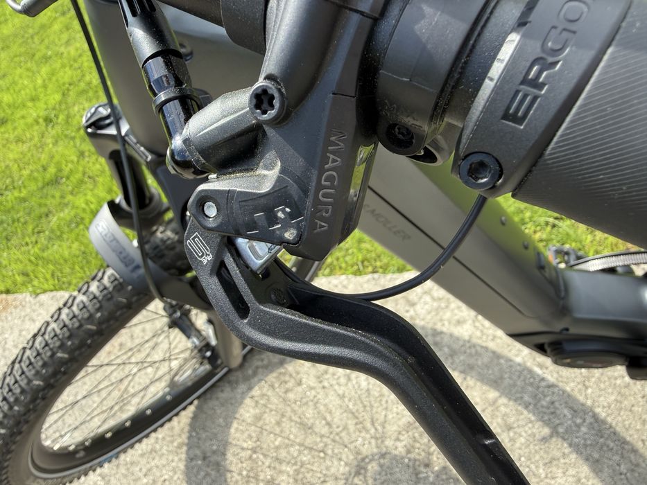 Bicicleta electrica Riese & Muller Charger 5