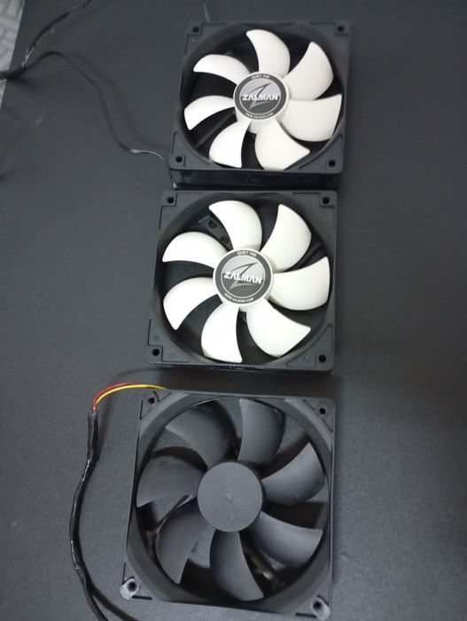 Lot 3 ventilatoare carcasă 120 mm