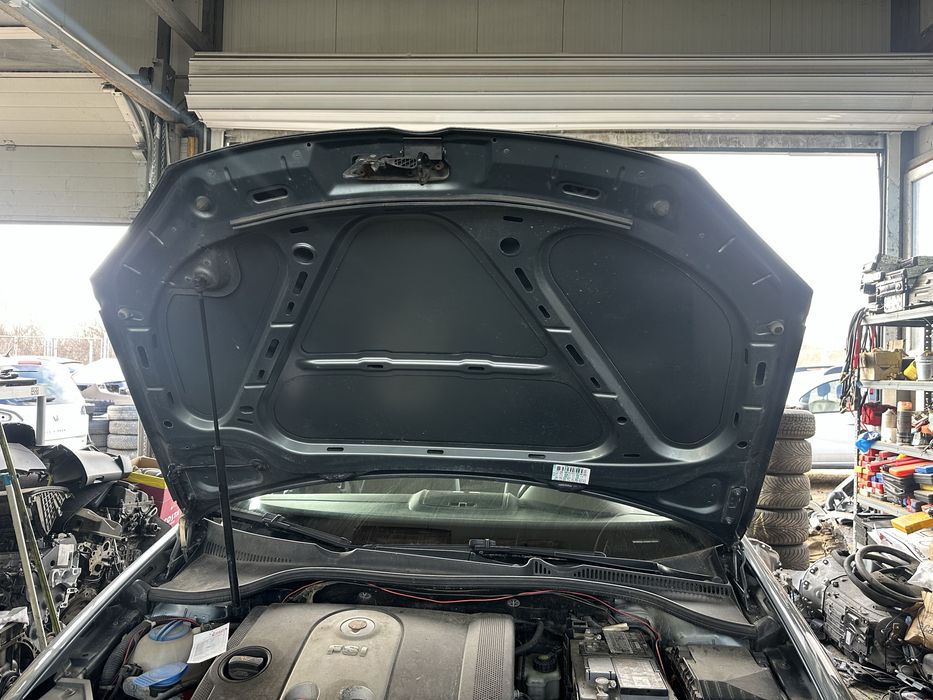 Преден капак за Фолксваген Джета/ VW JETTA!