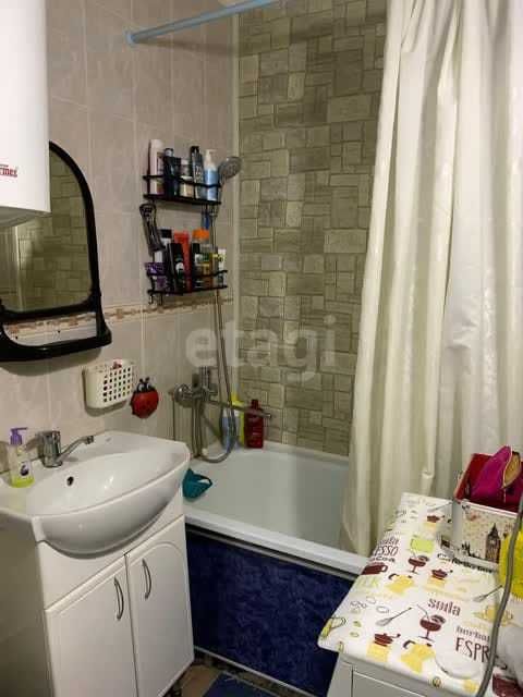 Продам 2х комн кв Кеншилер 16а