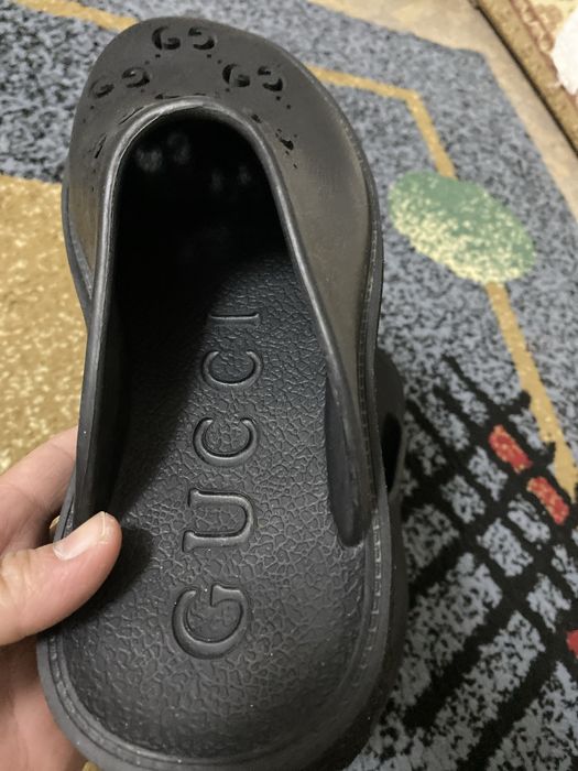 Летняя обувь кроксы