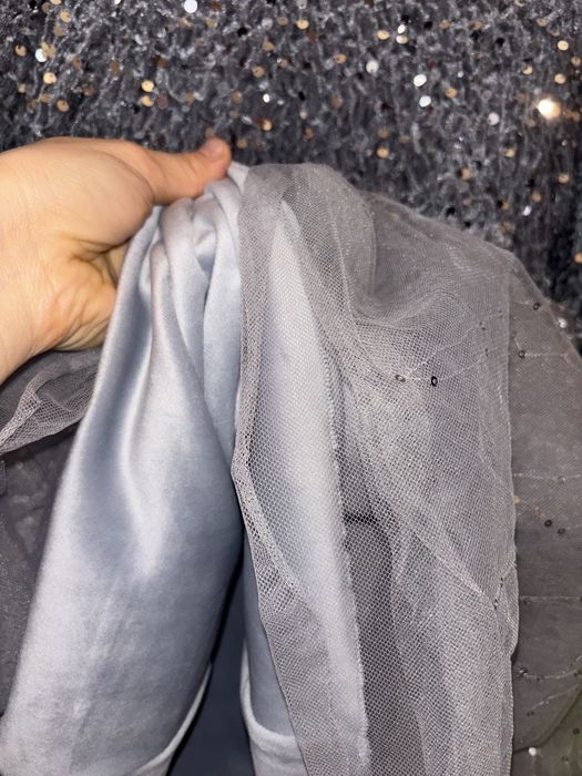 Блестящее платье , 4 лет