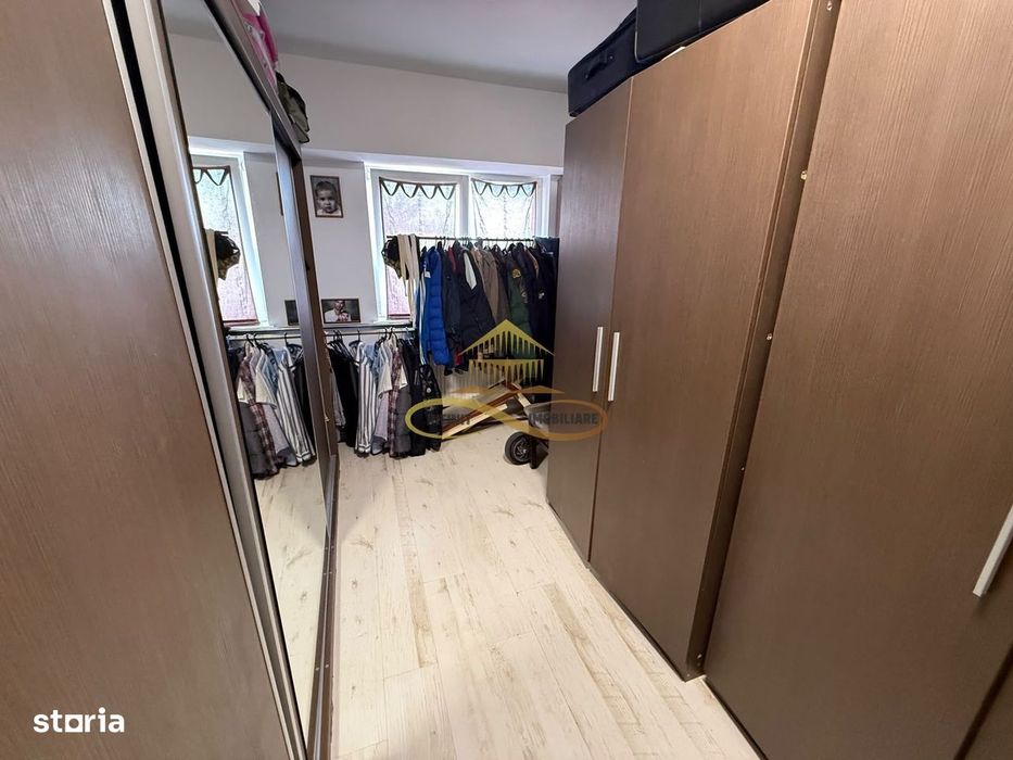 Apartament 4 camere de vanzare in Bacau bloc 2007