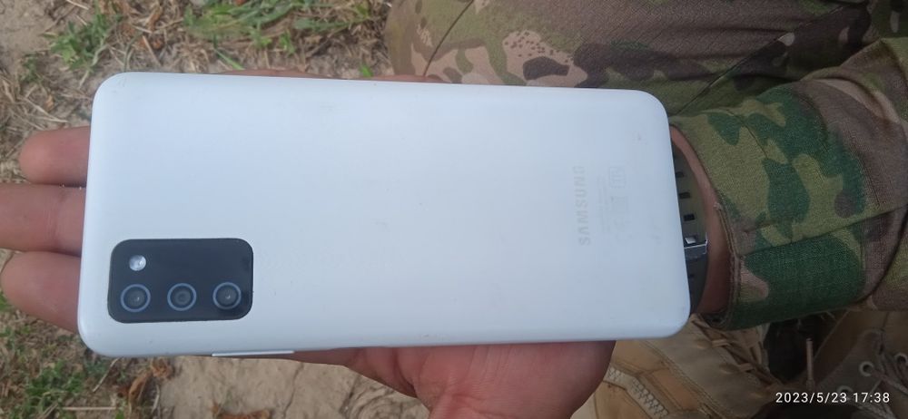 Samsung a 03 s sotiladi.telefon bitta qoldan otgan pasport kopiya ber.