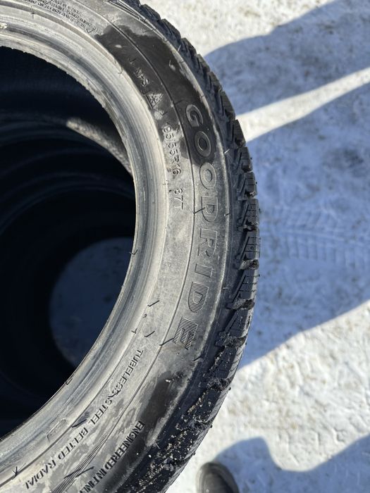 Продам зимние шины 195/55/16