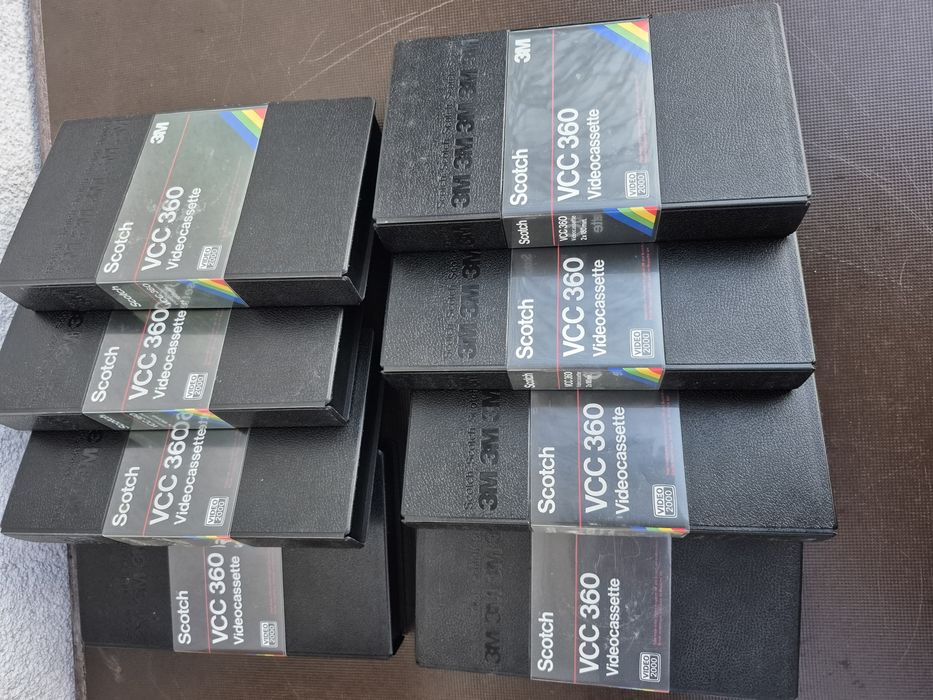Vând 8 casete video 2000 VCC Scotch ,360 minute 2×3h,ca Noi Nefolosite