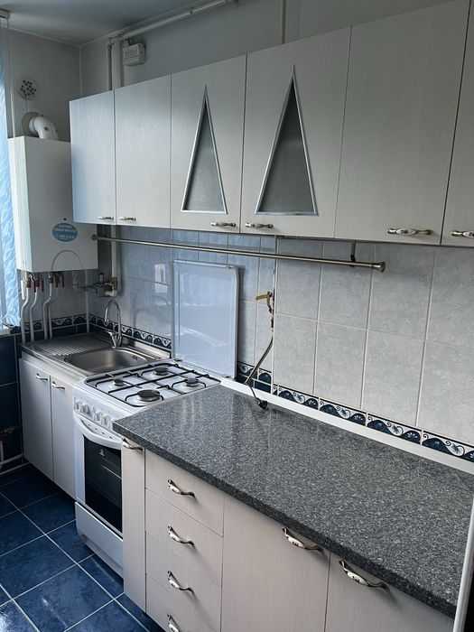 Inchiriez (Chirie) Apt 2 camere zona Lidl ETAJ 2