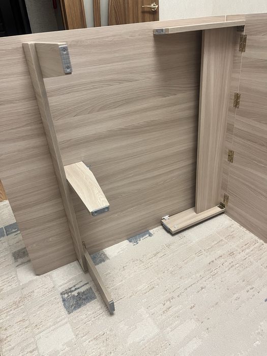 Продам жер стол новый ЛДСП