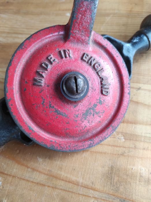 Английска Ръчна дрелка