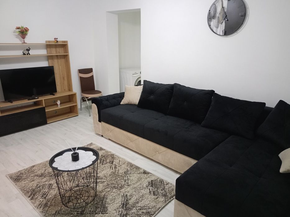 Inchiriez apartament 2 camere