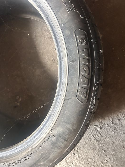 Резина 255/45/18 в хорошем состоянии