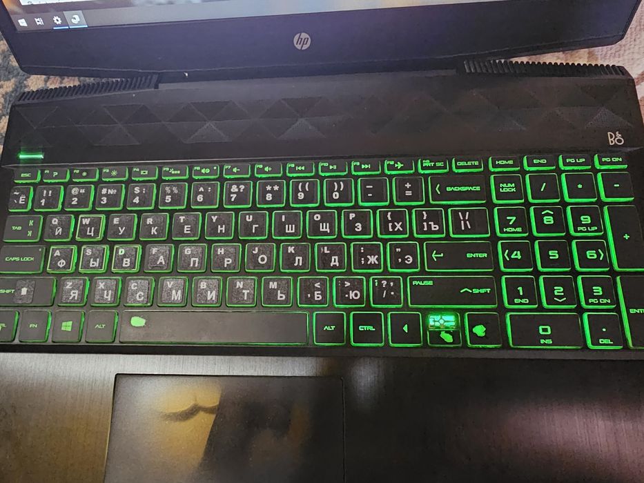 Hp Pavilyon sotiladi i5