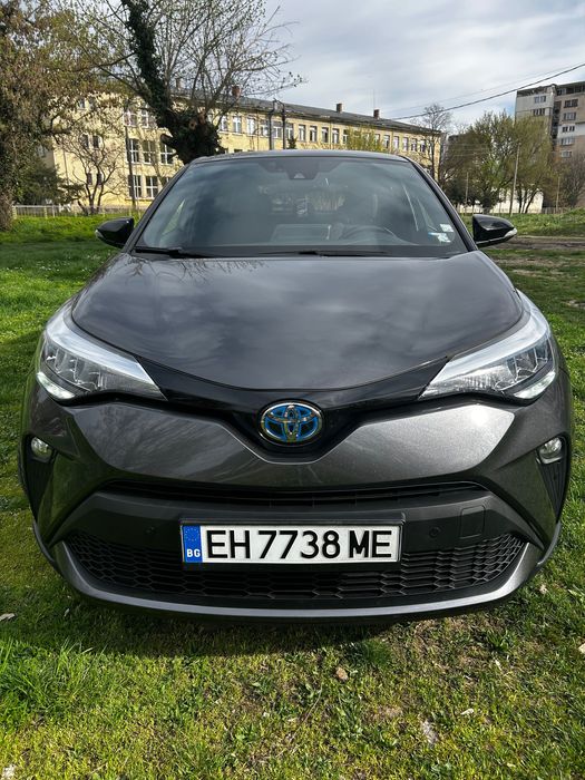 Toyota C-HR 2.0 Hybrid Гаранция 150кс