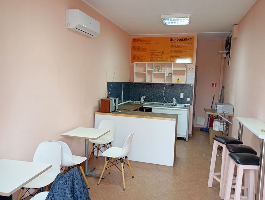 30 кв.м на Опълченска за кафе/бърза храна – топ поток и видимост