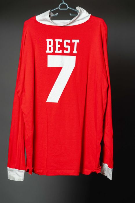 Лот-Тениски на Манчестър Юнайтед