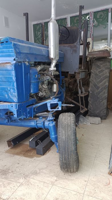 Трактор Т28 запчасьтқа сатылады