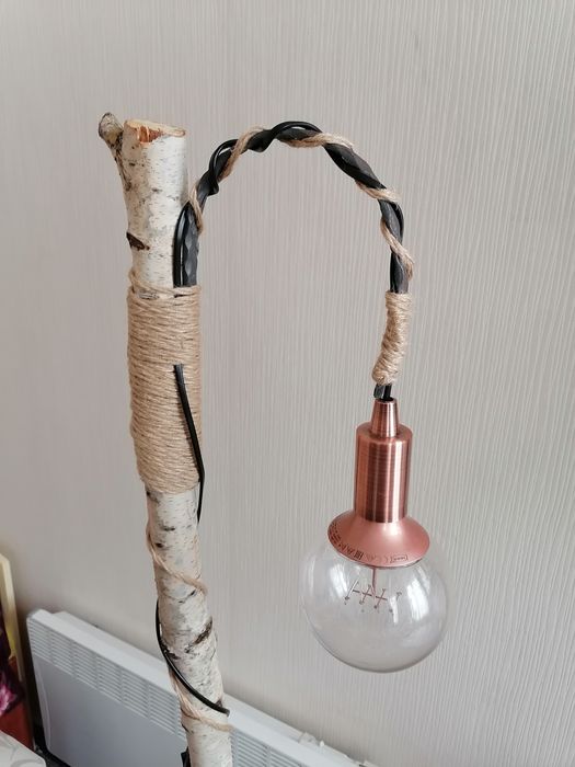 Лампа от естествени материали