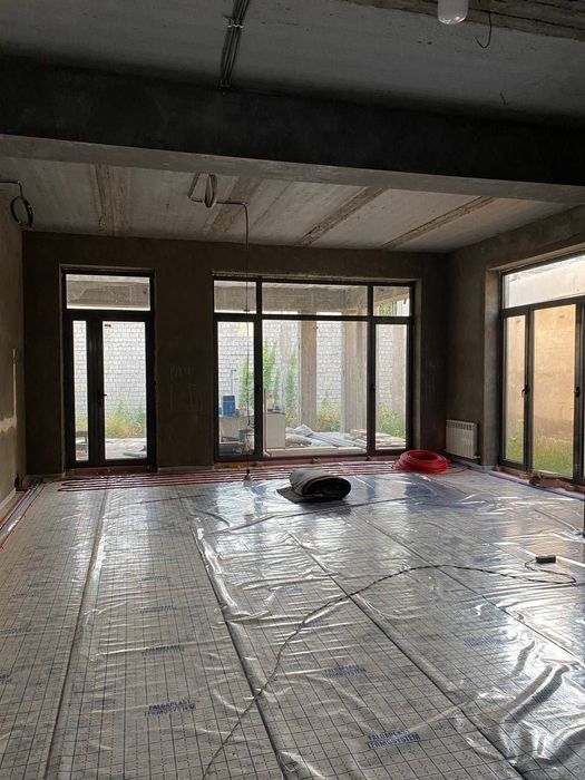 Продаётся  Центр Луначарского 7сот