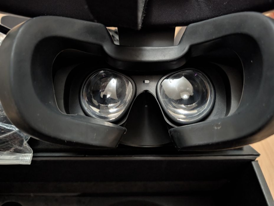 Oculus Rift S PCVR (+accesorii controllere)