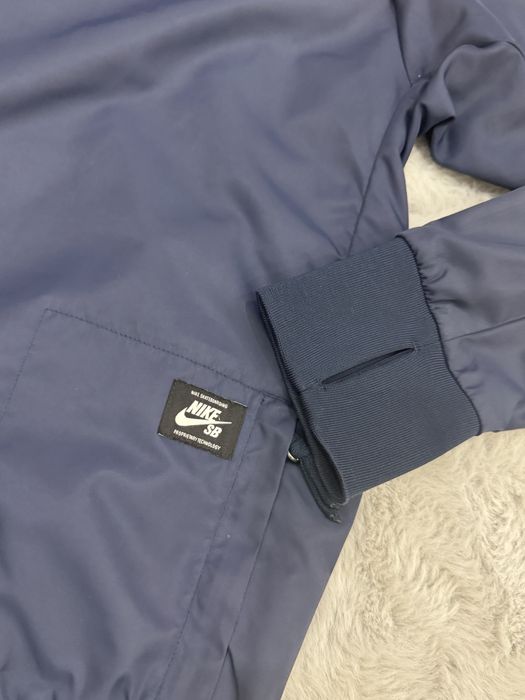 Мъжко яке бомбер NIKE SB. Размер S