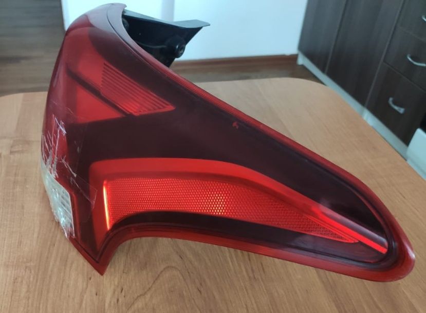 Фара задняя на митсубиси