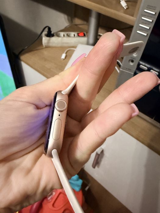 Продам часы Apple Watch series 10