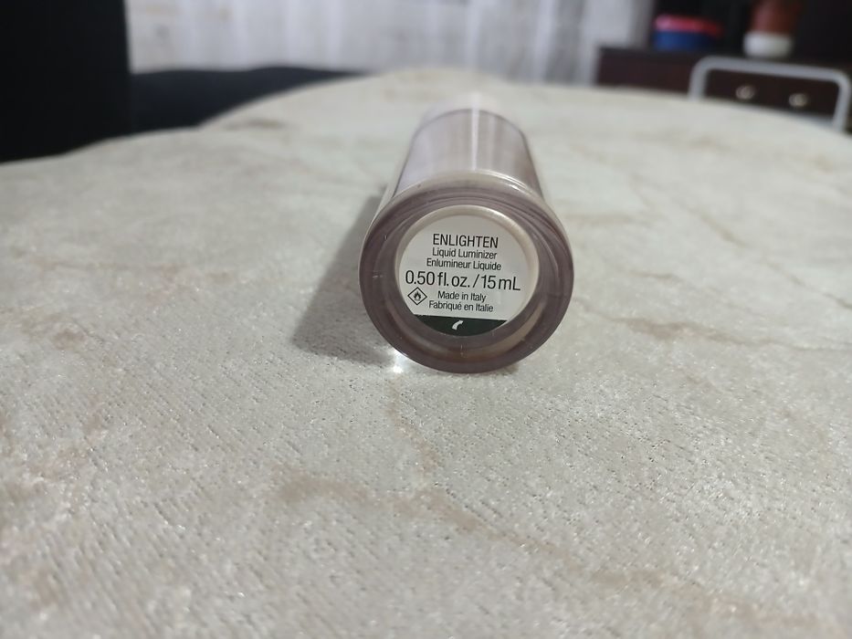 Rare Beauty Highlighter