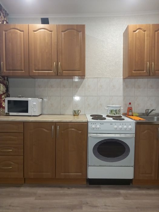 Продам 2х ком кв около Достык