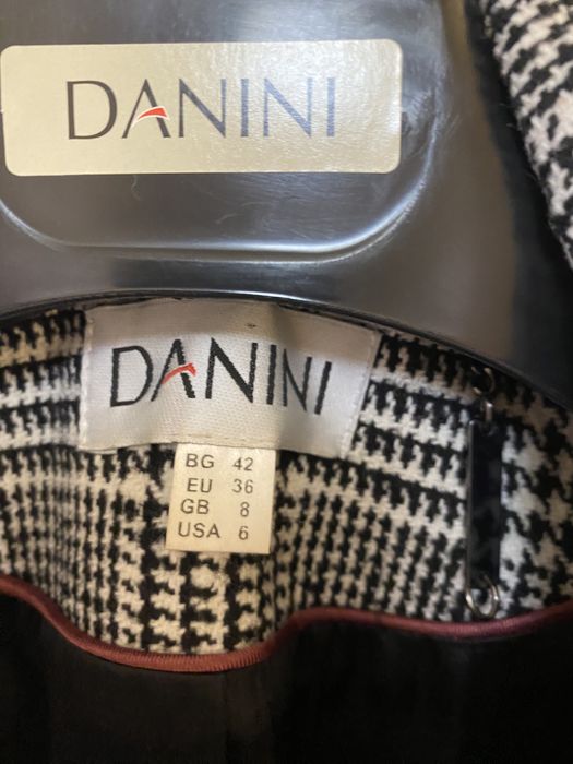 Елегантно палто Danini