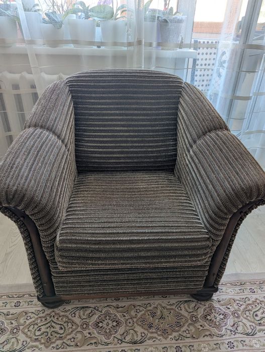 Мягкая мебель ,кресла