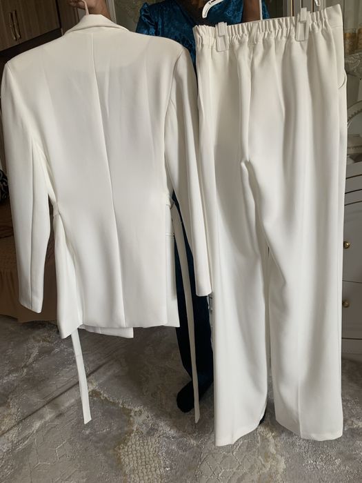 Двойка костюм с брюками