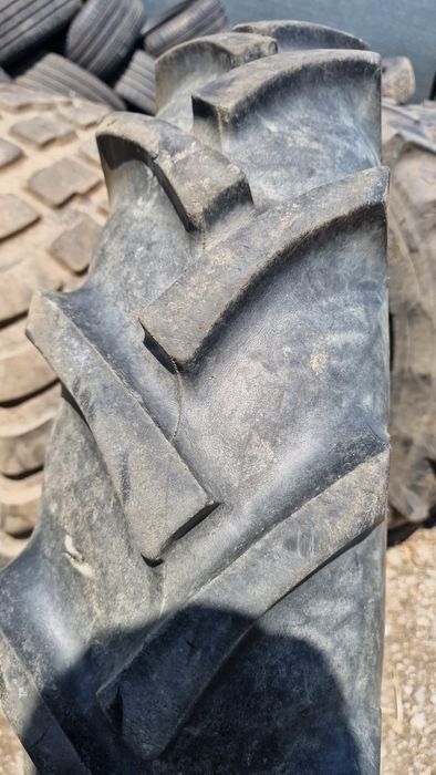 Cauciuc AGRI 8.3-32  marca Vredestein