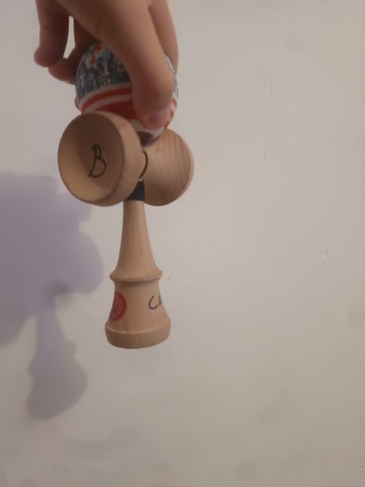 Semnată de Xremus Blondu și baiatucool