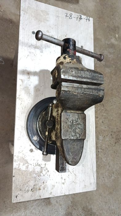 Тиски деталларни сиқиб ишловга