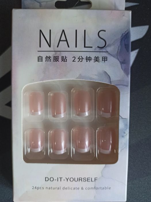 Накладные ногти новые