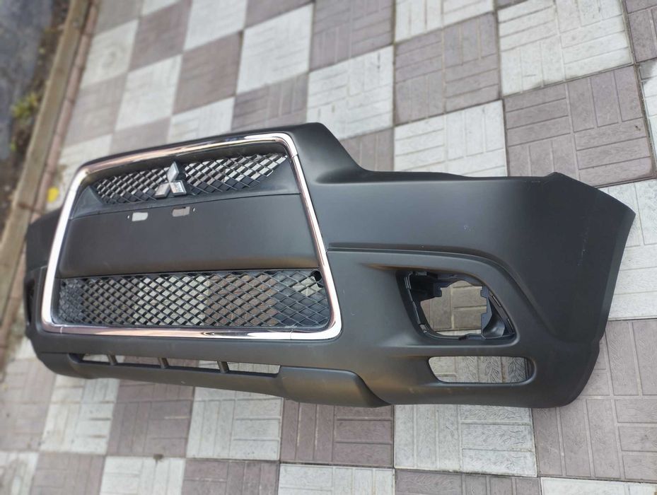 Бампер передний Митсубиси Асх