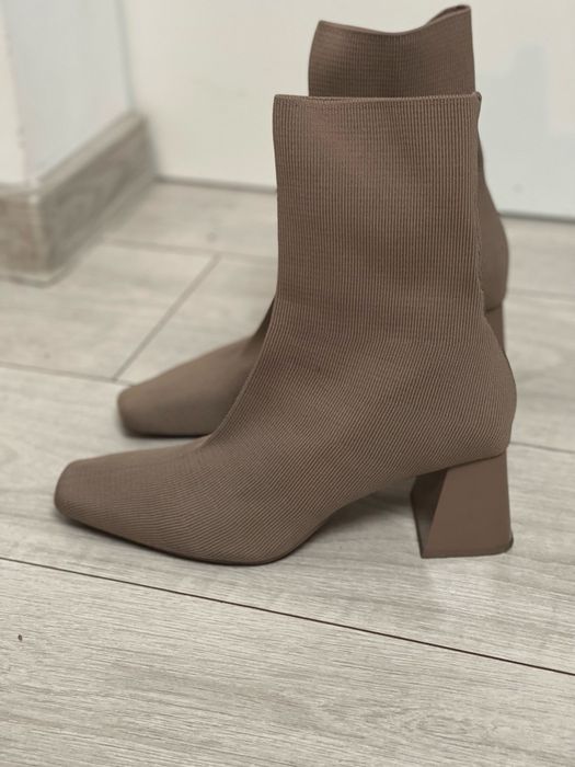 Botine zara tip soseata
