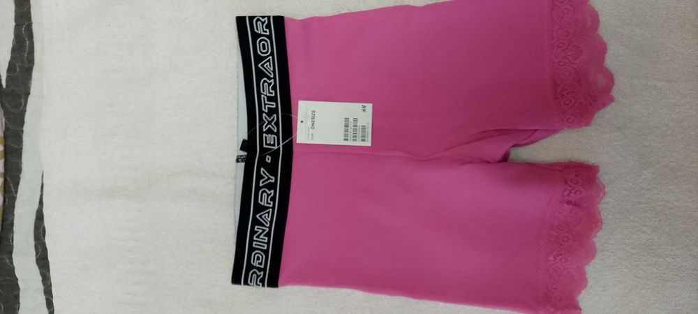 Трусики - шортики H&M.